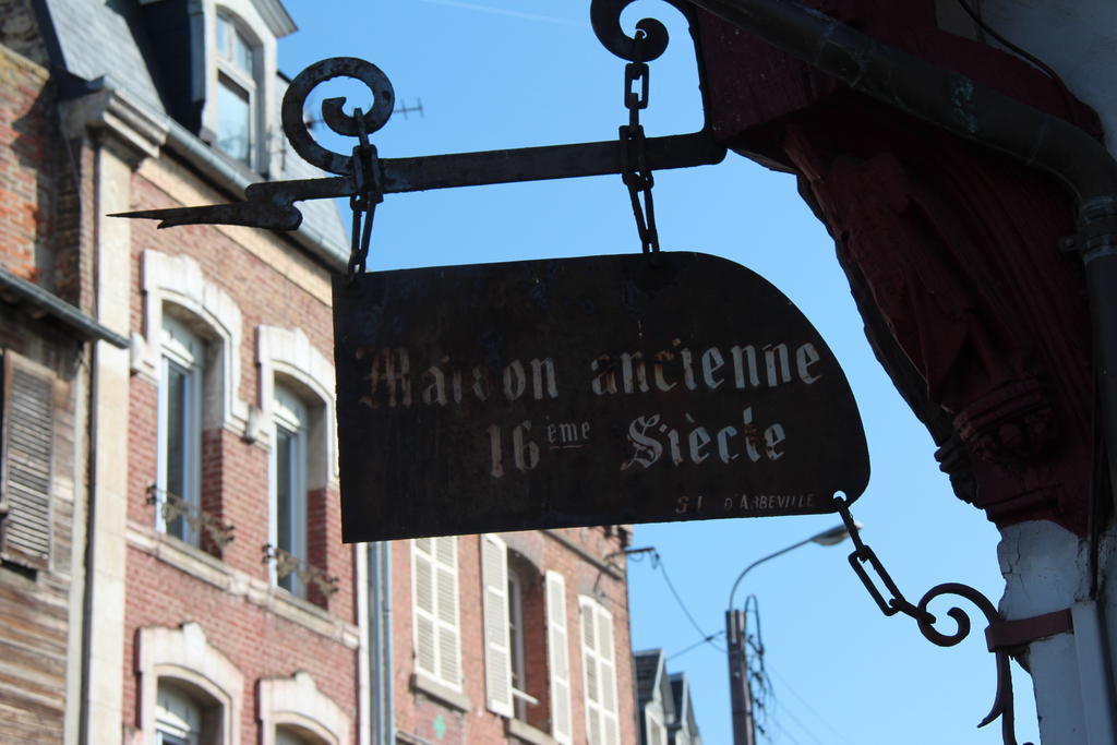 Bed and Breakfast Les Capucines Abbeville Esterno foto